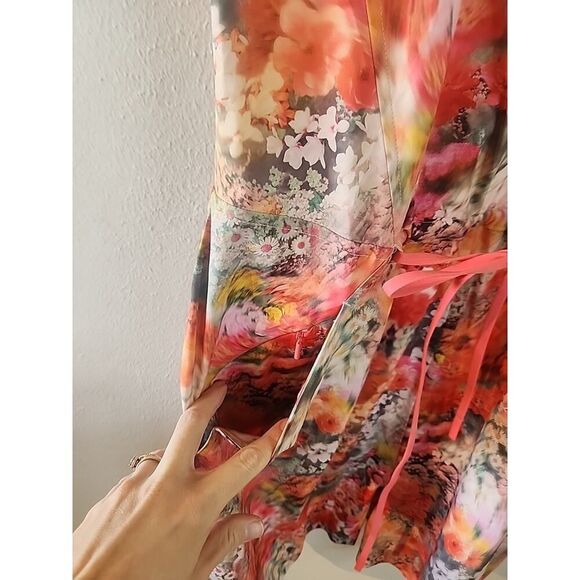 NEW Athleta Marlow Romper Medium Renewed Bloom Floral Travel Athleisure M Shorts - Picture 3 of 7